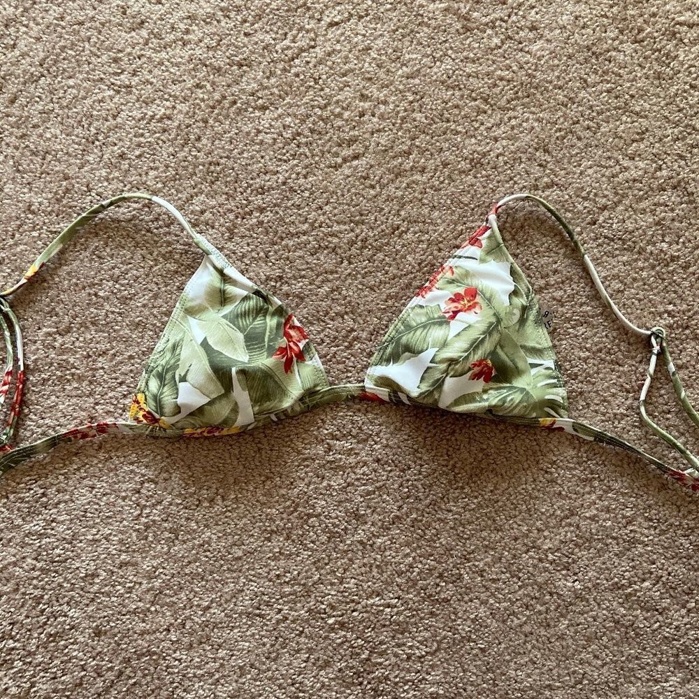 Forever 21 Floral Banana Leaf Triangle Bikini Top